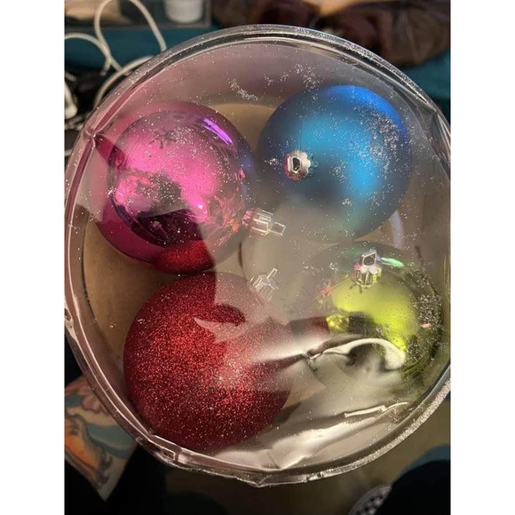 Merry Brite Christmas Tree Ornaments Set - Picture 4 of 4